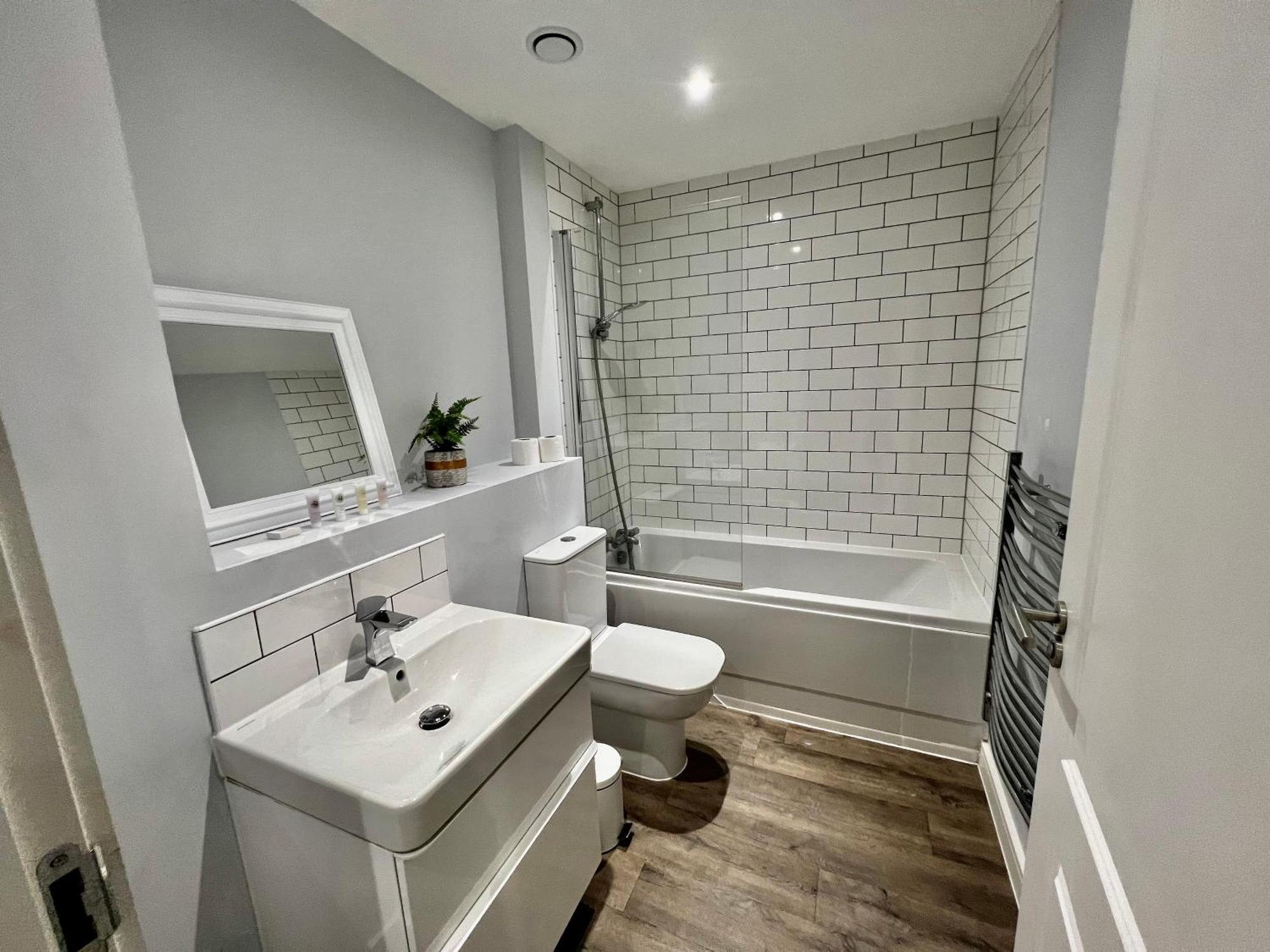 Last-Minute Secure L Reserve Now L Sleeps Up To 3 L 262 Bradford Street , Birmingham L Cozy City Centre Stay L Jvt Short Lets Bagian luar foto